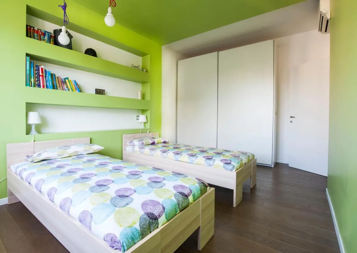 Image 6 of Milano Lush Contemporary Flat