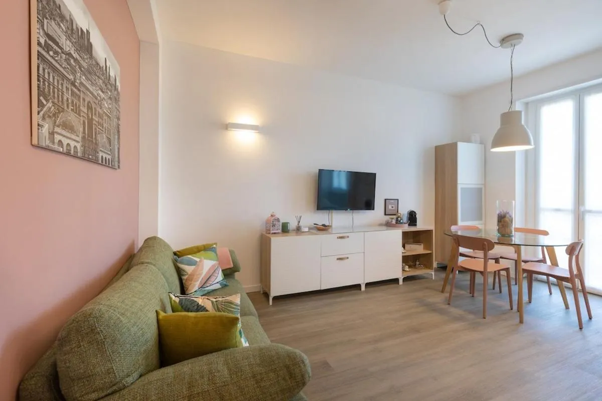 Image 4 of Milano Navigli Charm