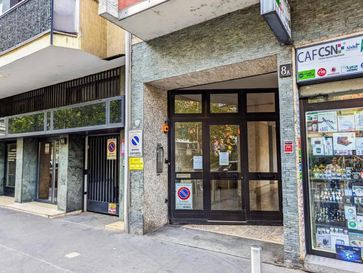 Image 5 of Milano Navigli – Free wifi