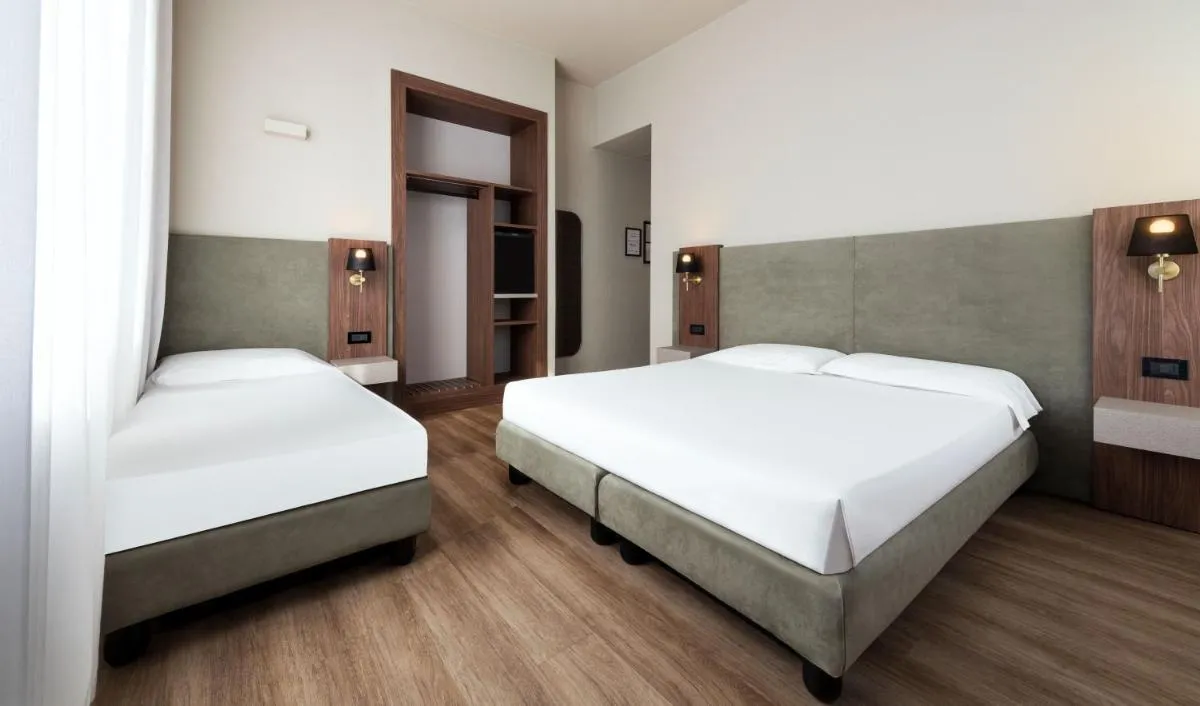 Image 6 of Mokinba Hotels Montebianco