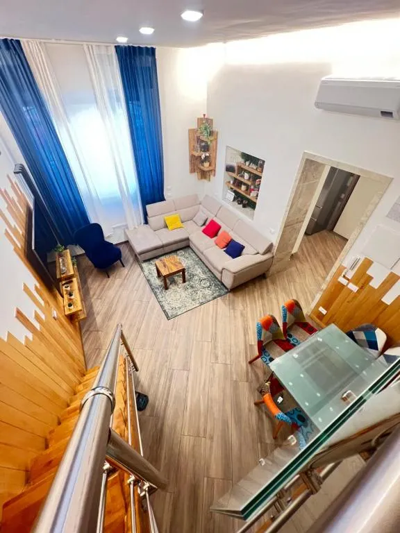 Image of Monem’s House portello