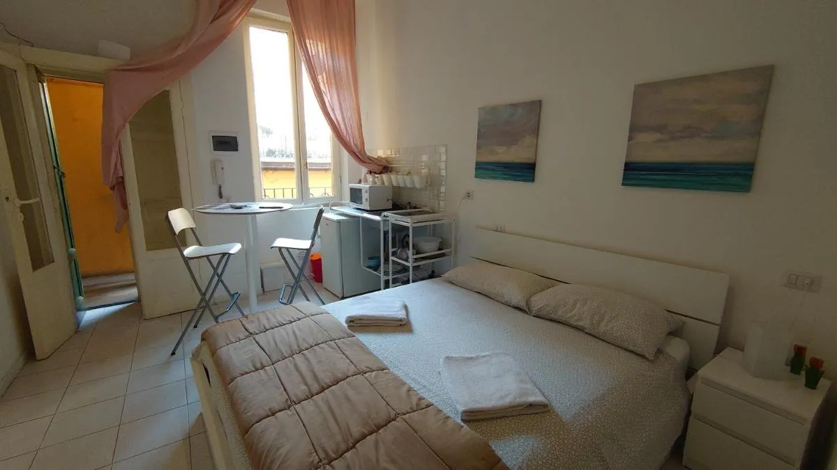 Image 3 of Monolocale sui Navigli 400 mt MM2 Porta Genova – Ticinese