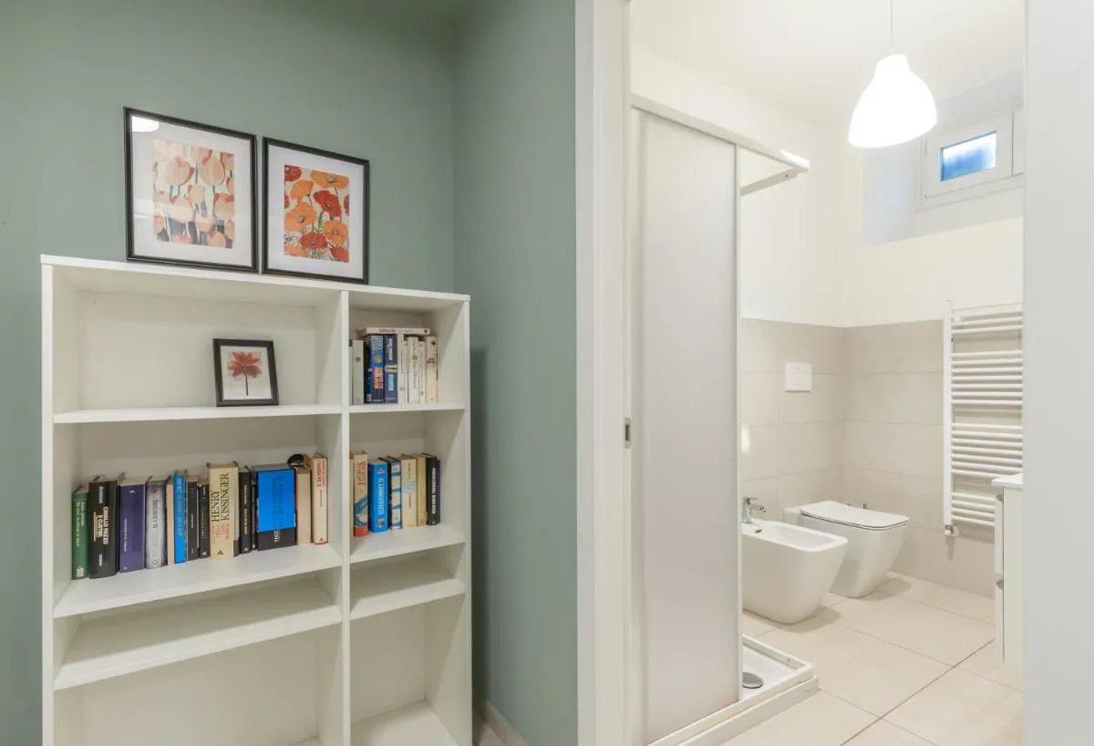 Image 2 of Monumentale M5 APT – 6 ospiti & famiglie con 2 bagni e suite
