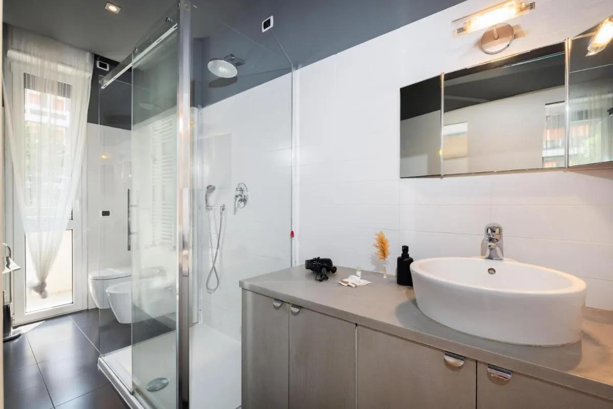 Image 2 of Moscova Design Home