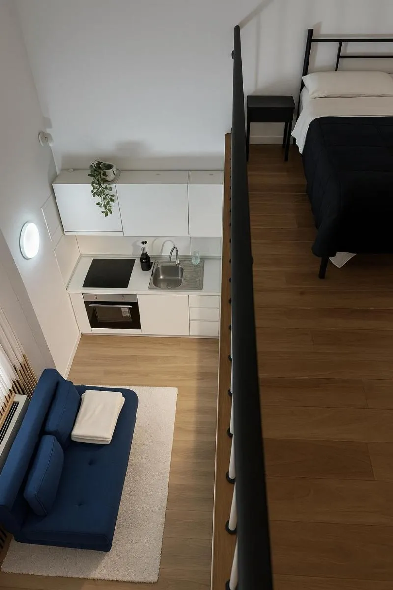 Image 5 of Nando’s house