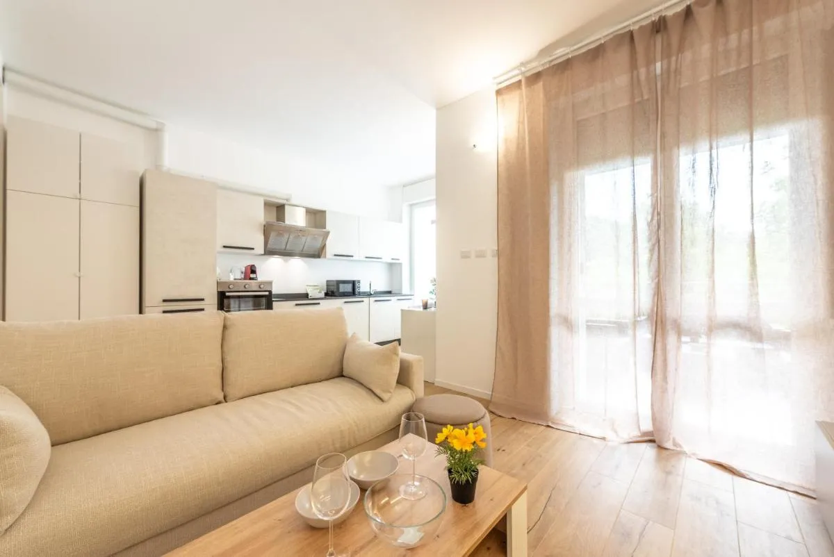 Image 3 of Navigli 2-Bedroom and Sofa Bed Home