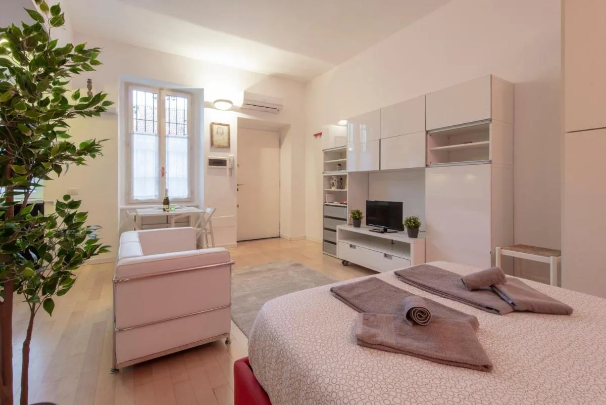 Image 3 of Navigli Apartments – B Home