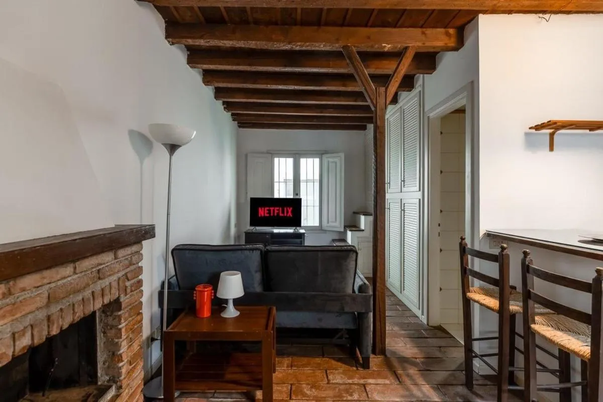 Image 2 of Navigli Cozy Nest – Central Studio APT