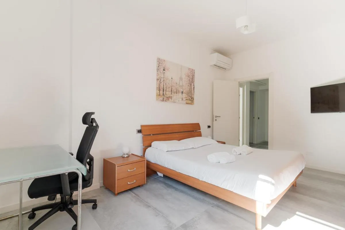 Image 1 of Navigli Modern Hub – 3 matrimoniali e 2 bagni