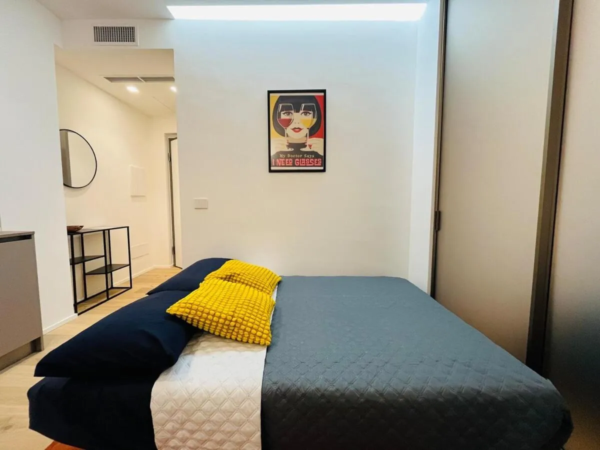 Image 2 of Navigli Suite – VELO