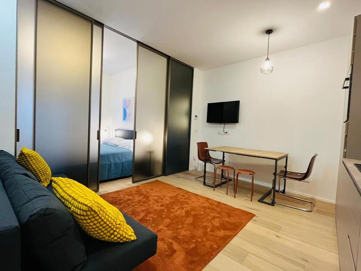 Image 1 of Navigli Suite – VELO