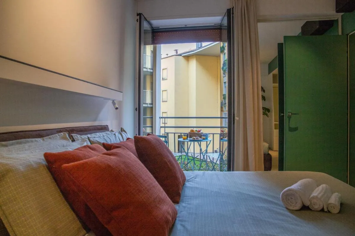 Image 1 of Navigli – LeoBrothers – Alzaia Naviglio Pavese 8
