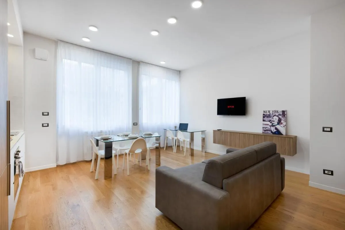 Image 1 of [Navigli – Uni Bocconi] Elegant Suite, Wi-Fi, Tram