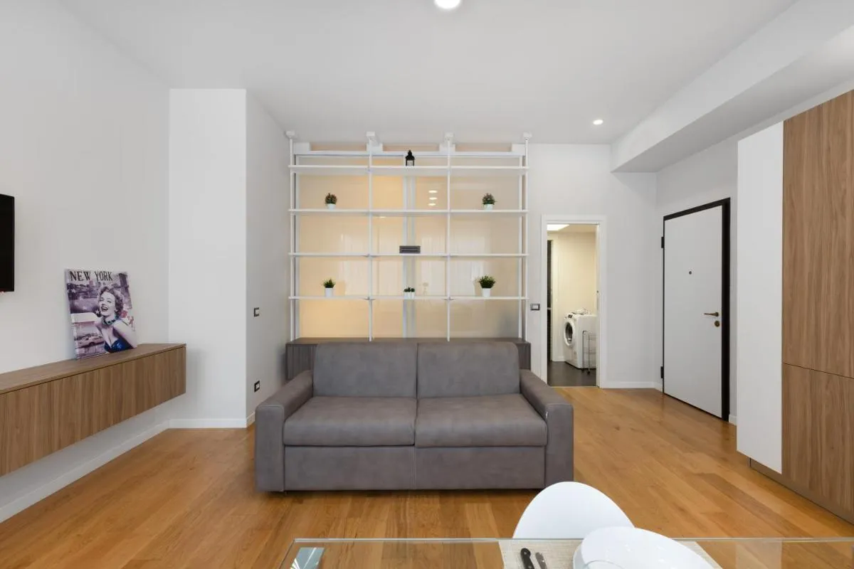 Image 3 of [Navigli – Uni Bocconi] Elegant Suite, Wi-Fi, Tram