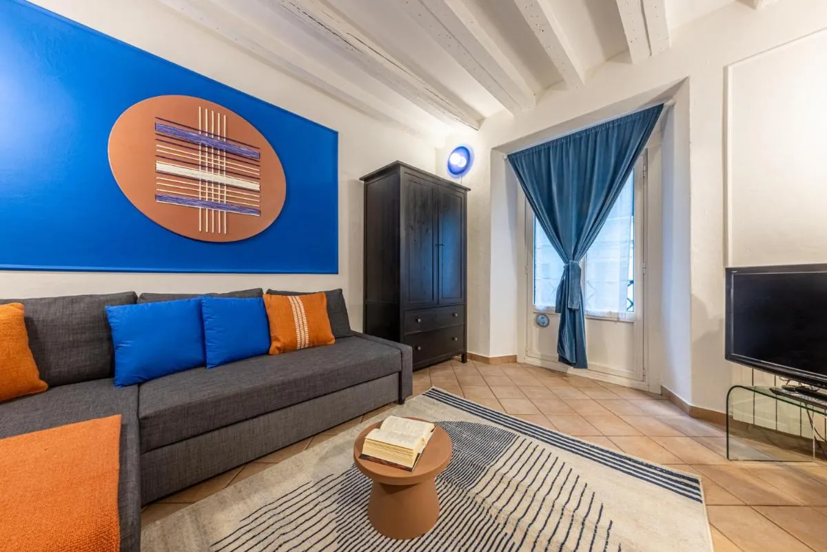 Image 4 of Navigli smart apartment to experience Milan