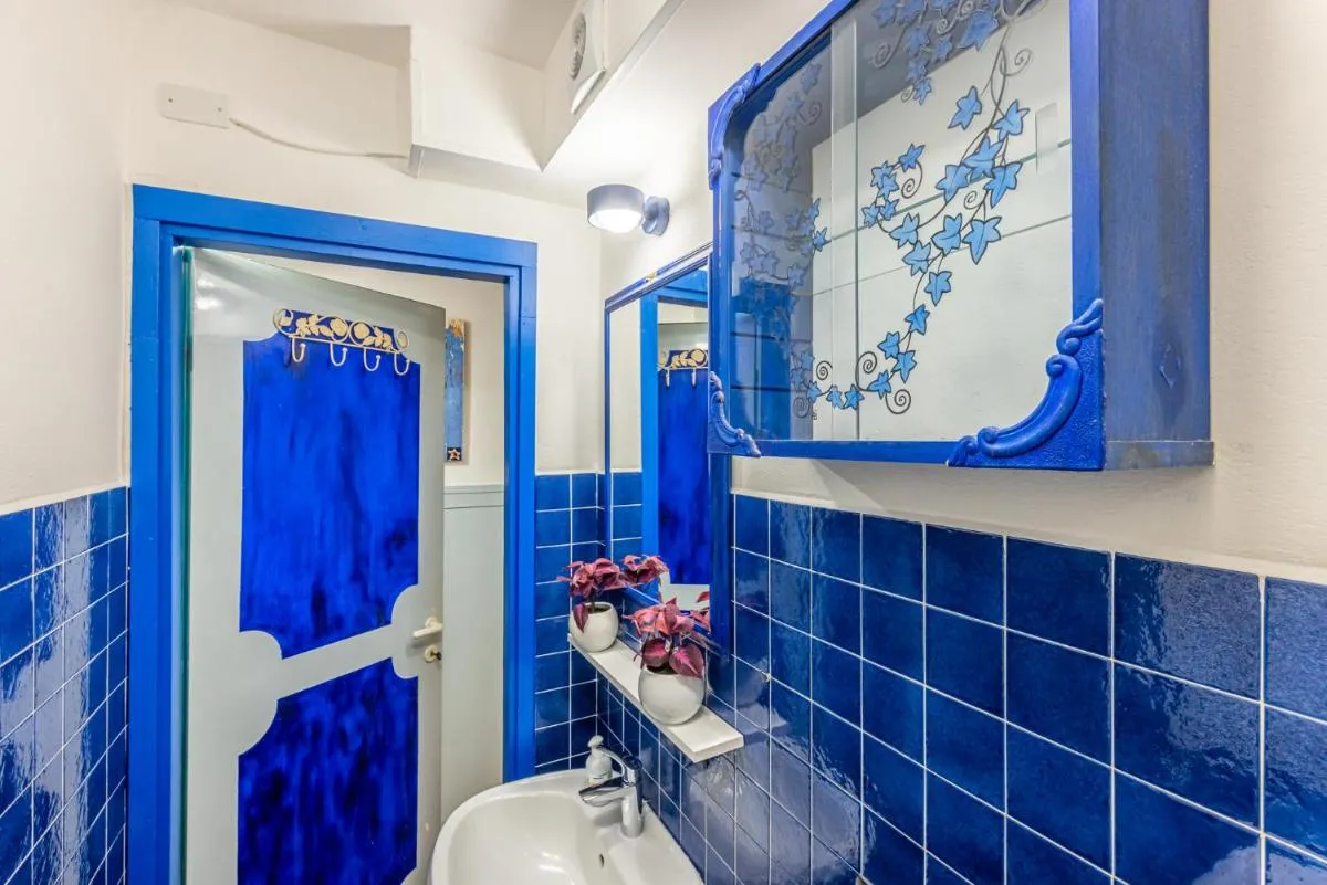 Image 2 of Navigli smart apartment to experience Milan