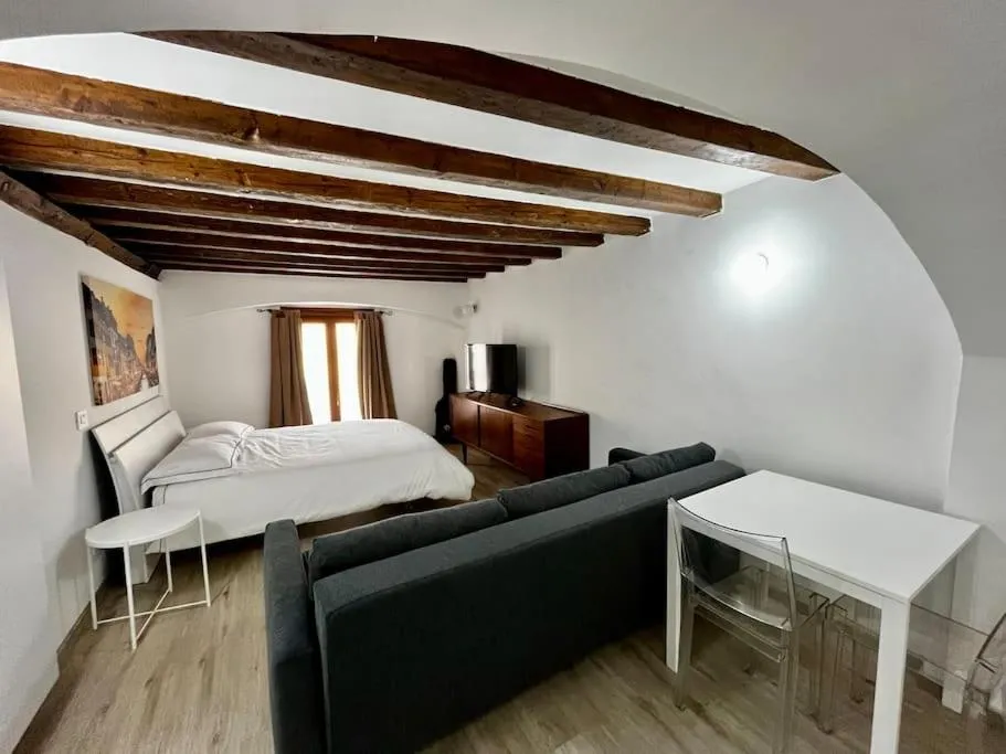 Image 2 of Naviglium Milano Darsena