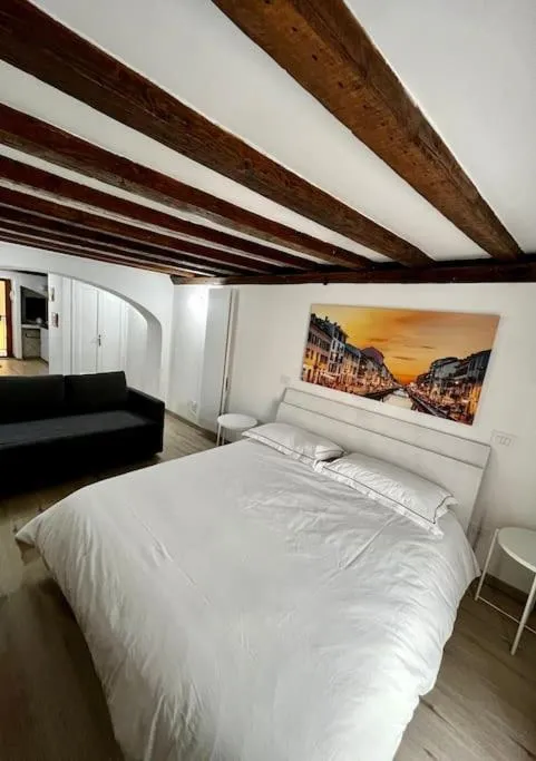 Image 3 of Naviglium Milano Darsena