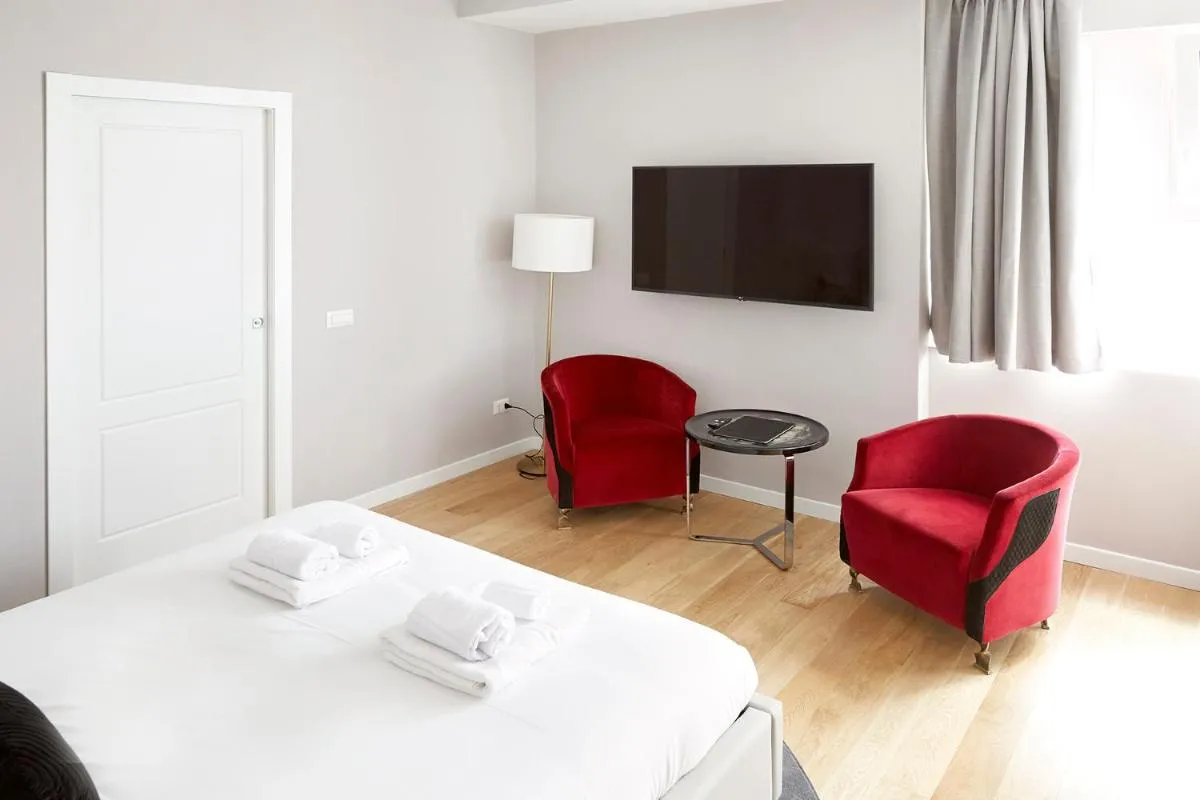 Image 4 of PRESTIGE BOUTIQUE APARTHOTEL -Piazza Duomo