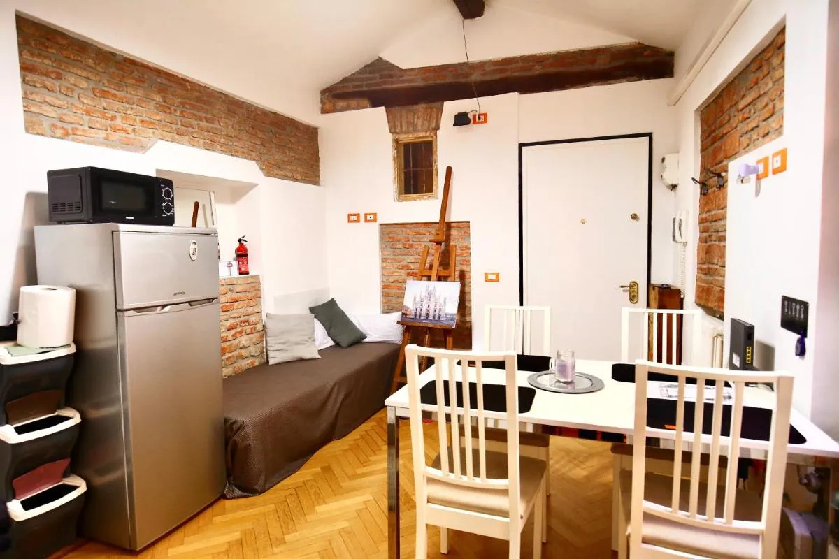 Image 2 of Penthouse in central Milan