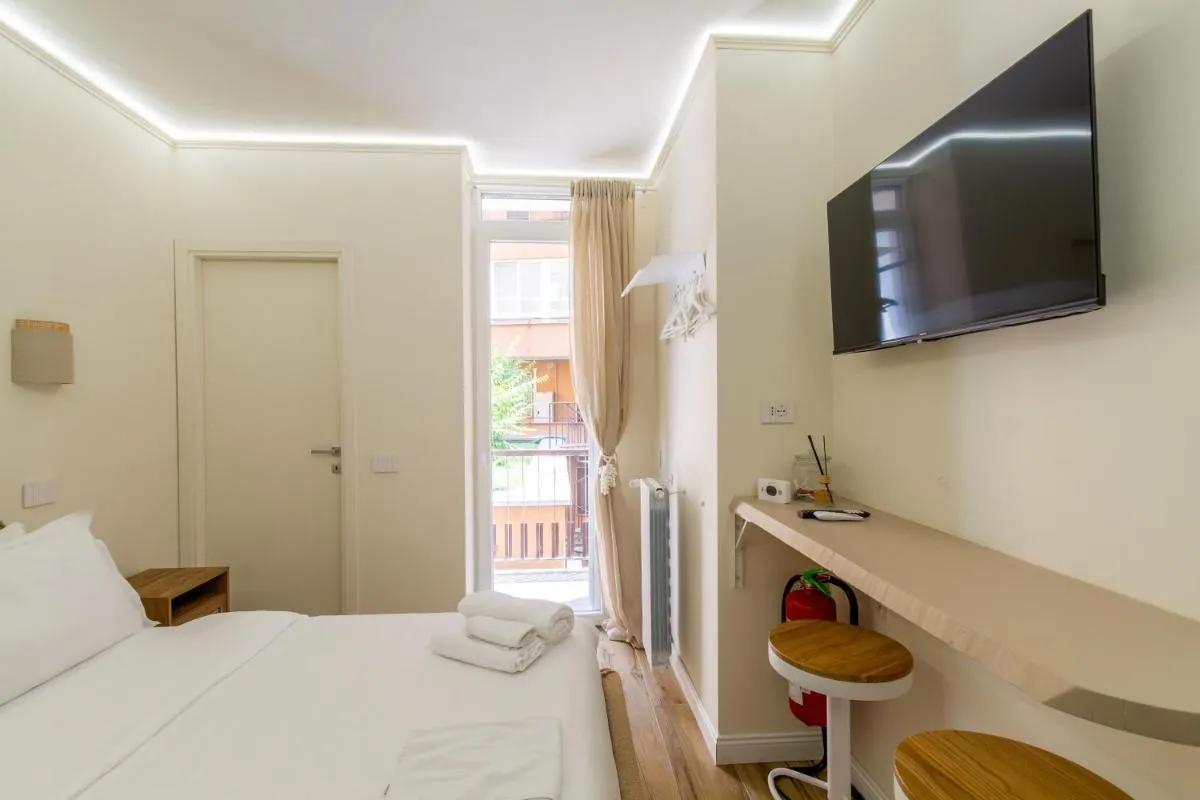 Image 6 of Petite Suite – Design & Comfort