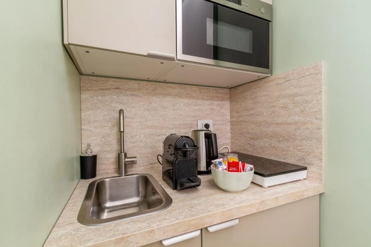 Image 3 of Petite Suite – Design & Comfort