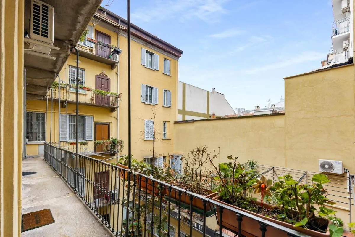 Image 5 of Porta Venezia – Grey studio – WiFi Netflix