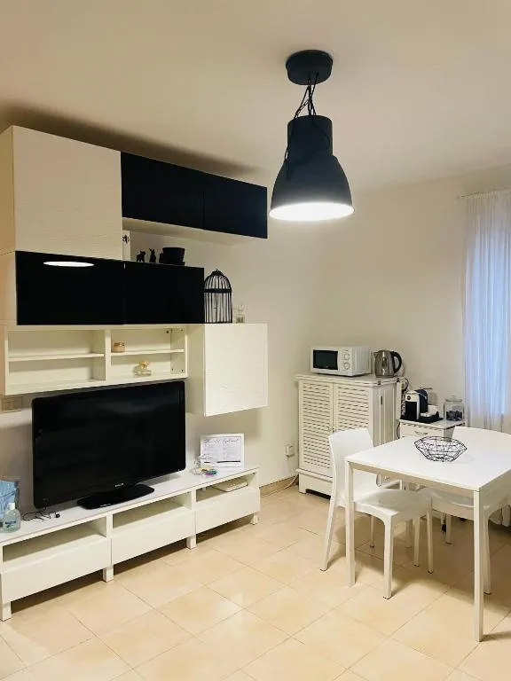 Image of Pretty Little Home