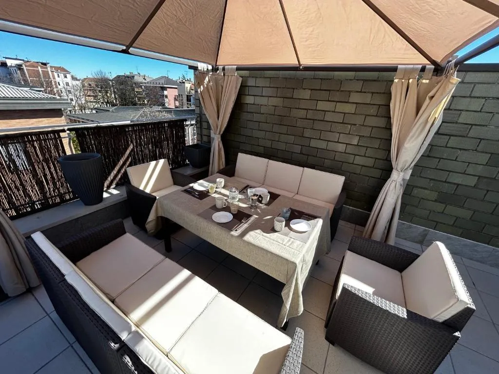 Image of R39 Attic with Terrace and Private Parking