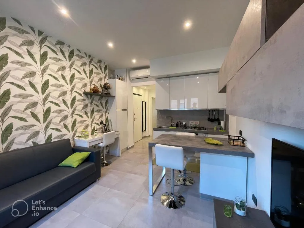 Image of R39 Modern Apartment with Private Parking