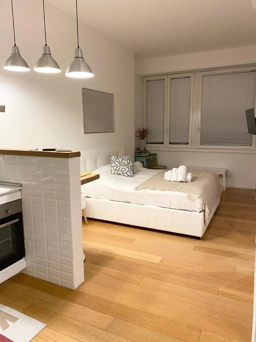 Image 3 of Repubblica One Room Apartment