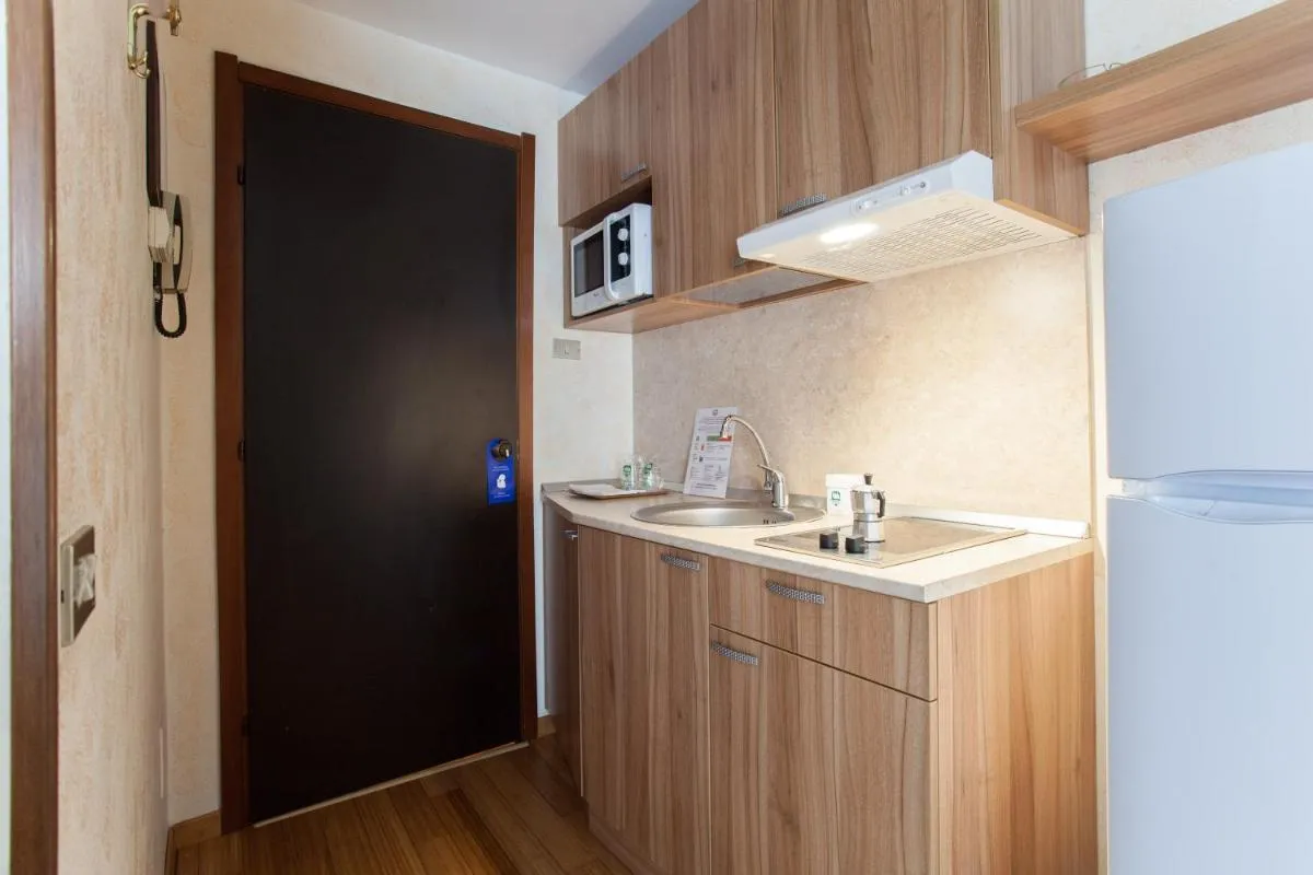 Image 2 of Residence Desenzano