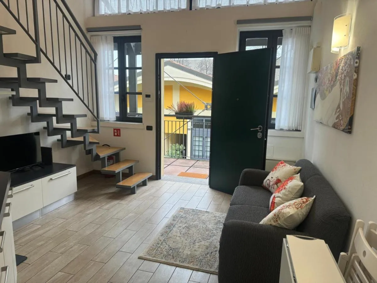 Image 3 of Romana Loft