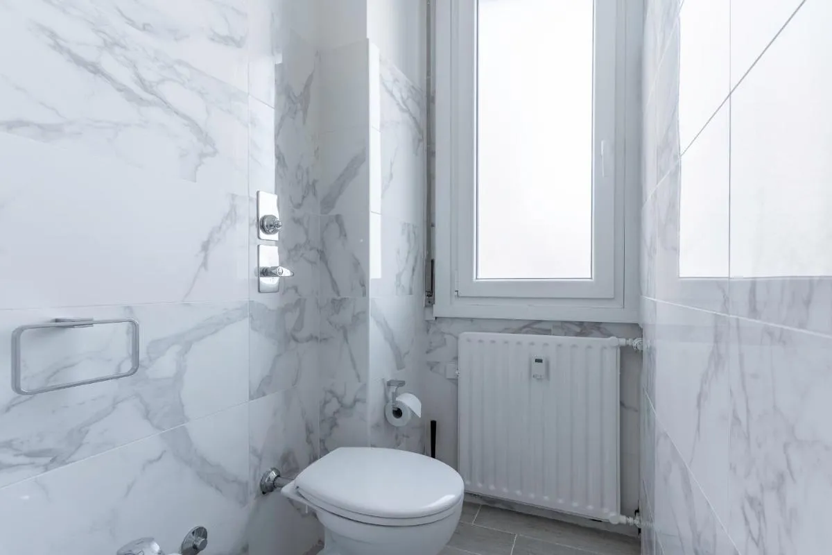 Image 4 of SEBINO18 – Design Apartment Suite
