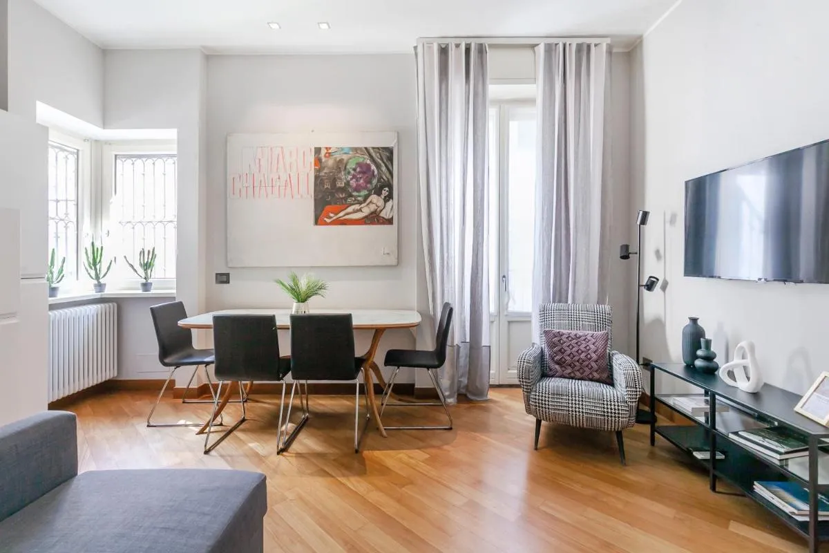 Image 4 of San Babila Executive Suites – Discover The Historic Centre Of Milano