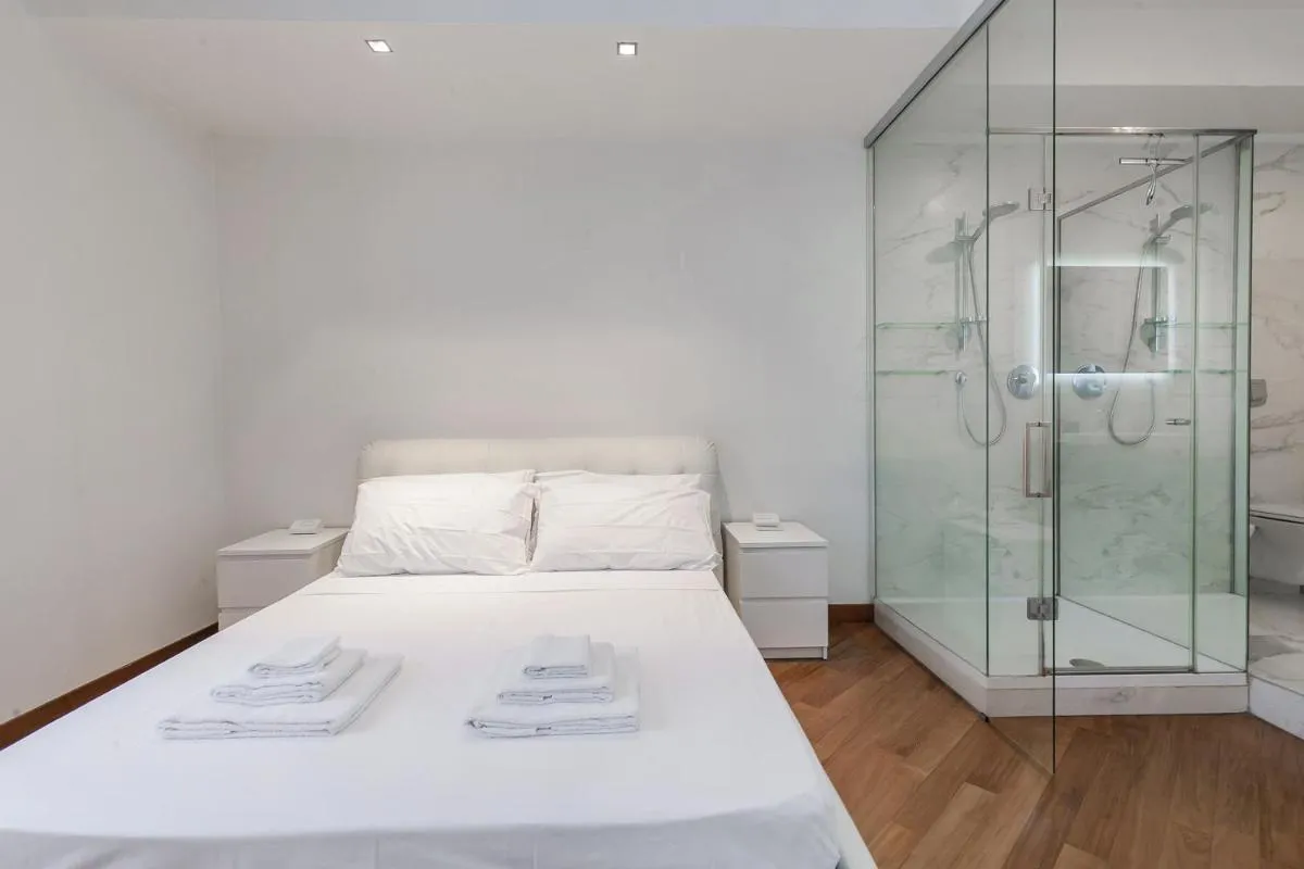 Image 2 of San Babila Executive Suites – Discover The Historic Centre Of Milano