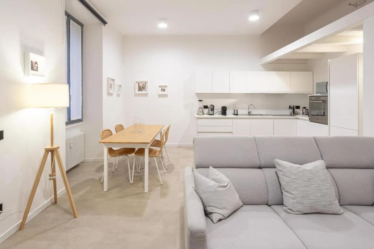 Image 3 of Sant Ambroeus Garden Apartment