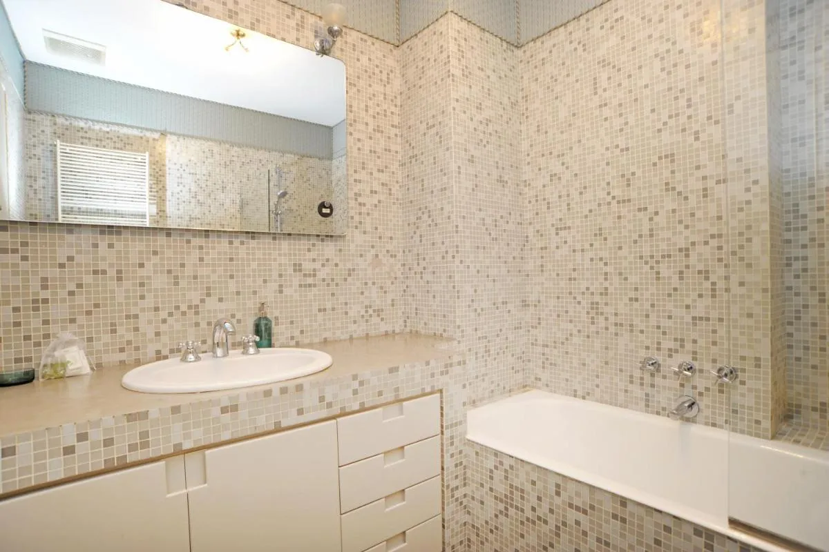 Image 2 of Sarpi Apartment