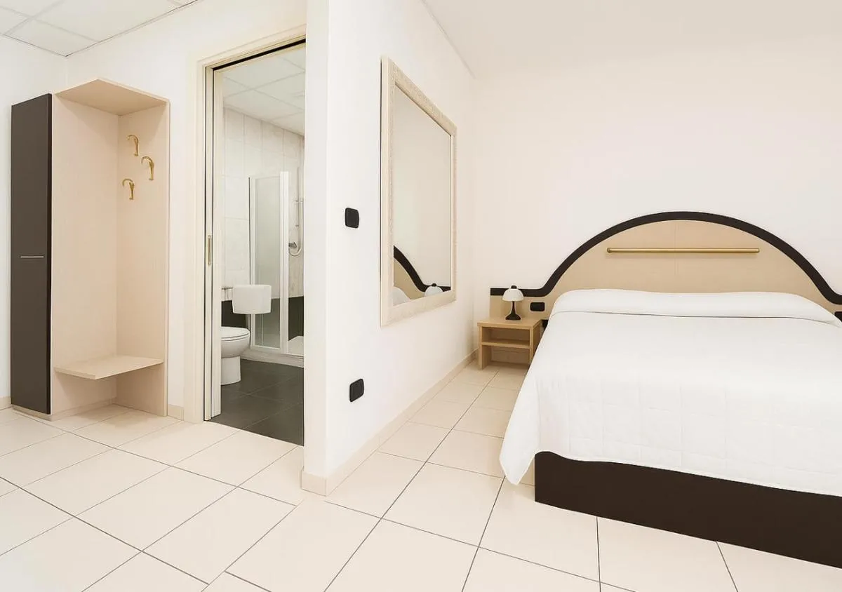 Image 1 of Sechi Hotel Milano with parking
