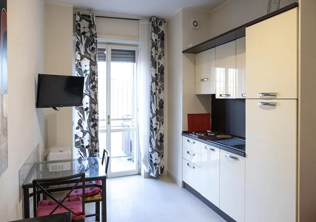 Image 2 of Smart Central Apartments Bayres