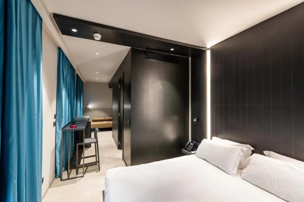 Image 1 of Smart Hotel Central