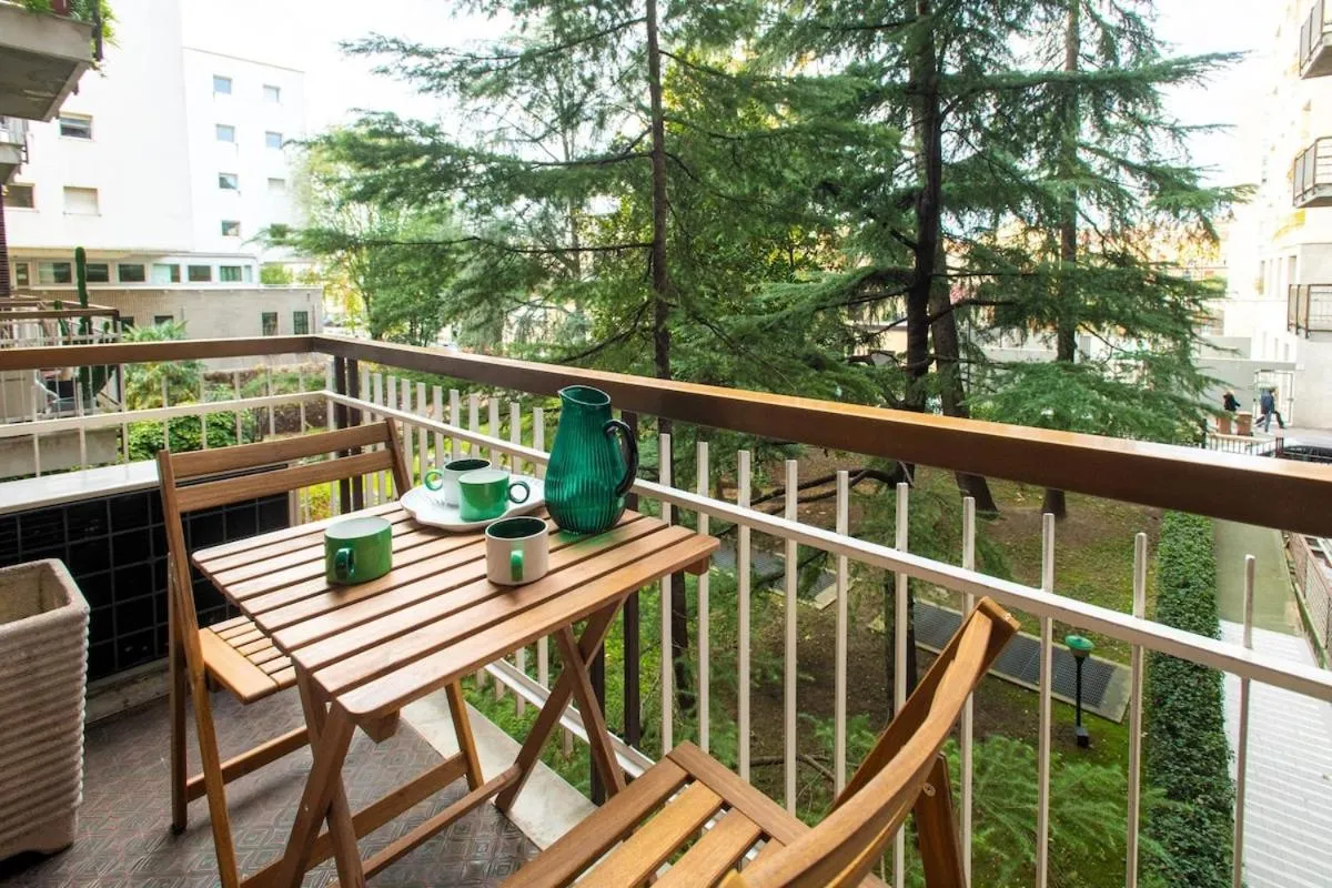 Image 5 of Spacious Apartment Near Bocconi University