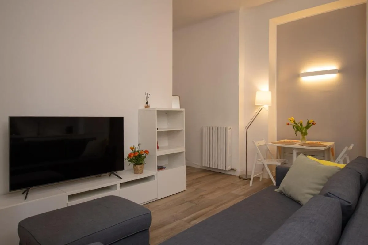 Image 1 of Spacious & Smart Design