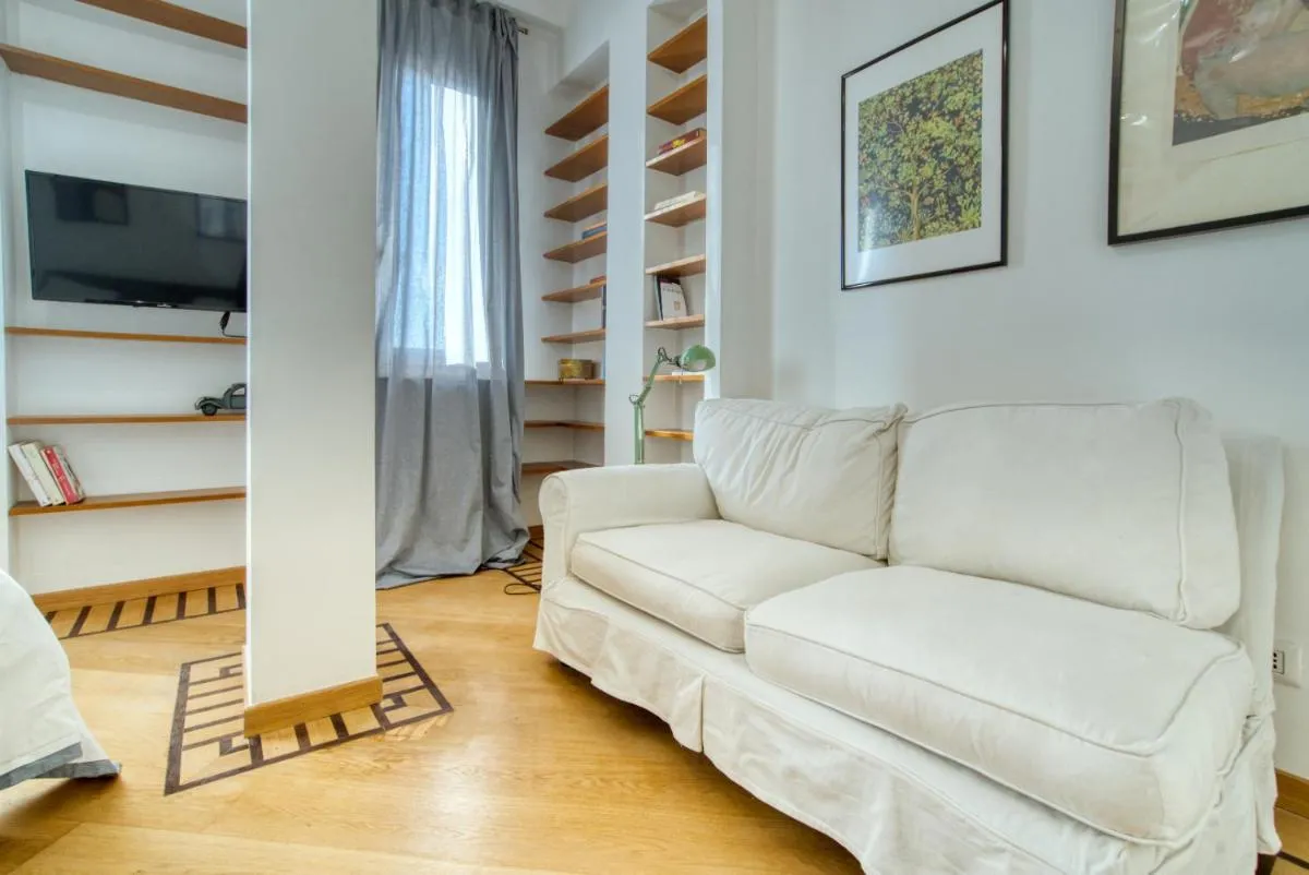 Image 4 of Spacious penthouse with panoramic terrace – 20 minutes from San Siro & Duomo