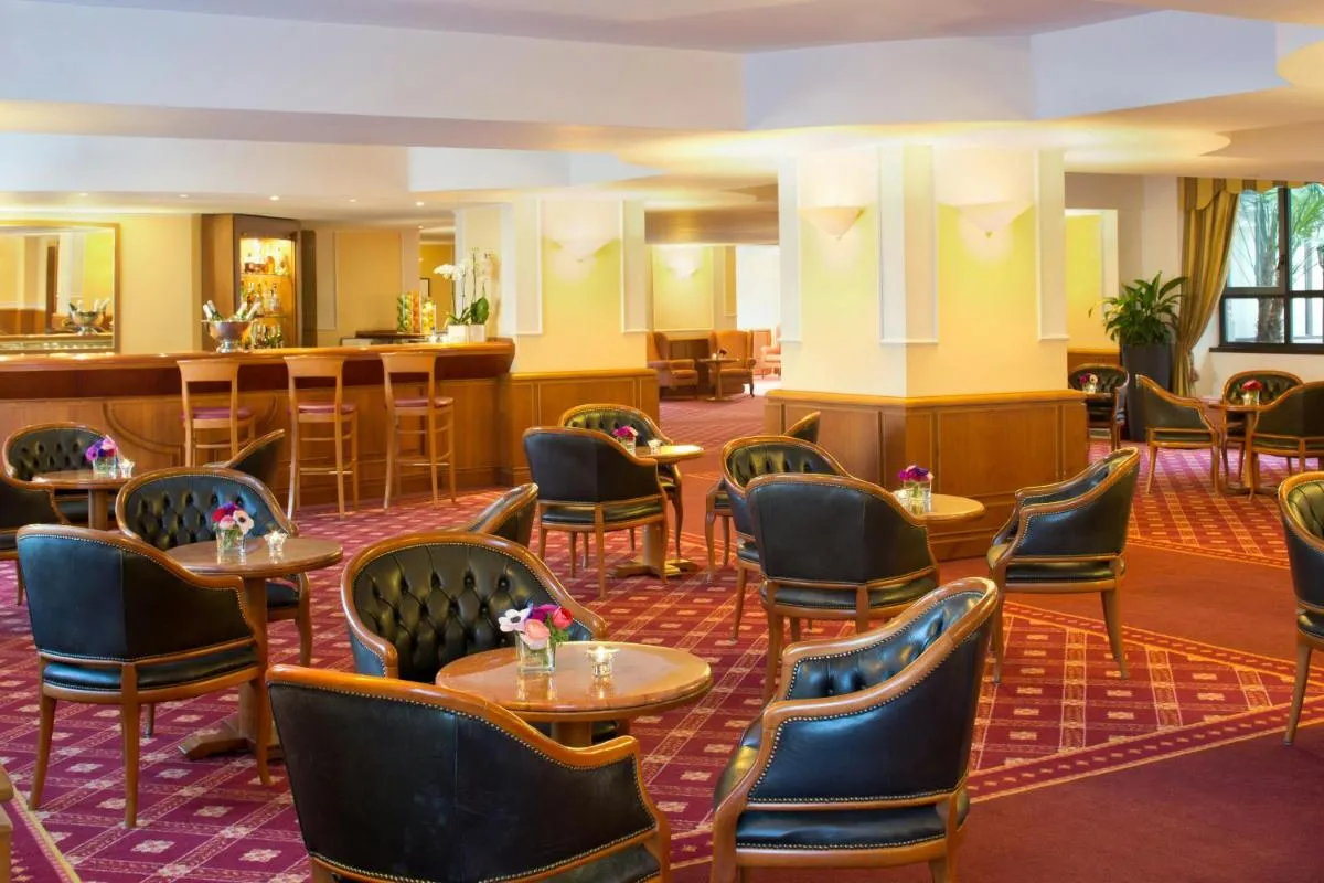 Image 1 of Starhotels Business Palace