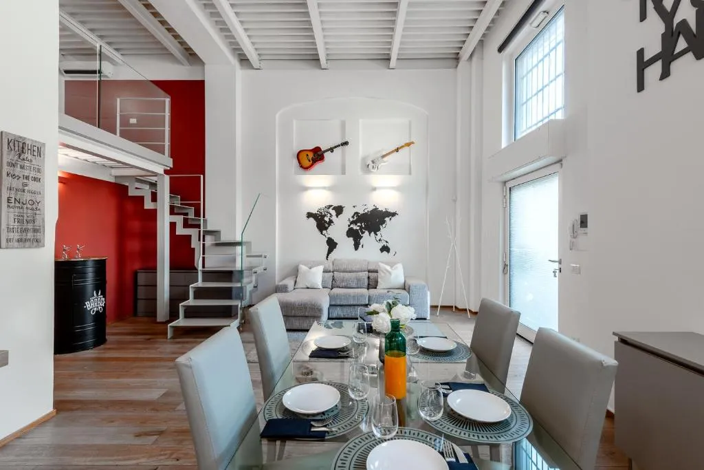 Image of StayEasy Bernina – Design Loft, metro and free parking