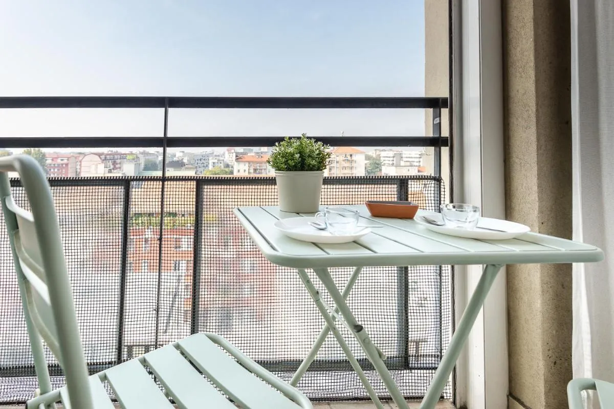 Image 5 of StayEasy Bordighera – Navigli 8th floor terrace