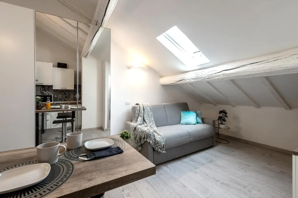 Image of StayEasy Corso Como 9 – Attic studio apartment