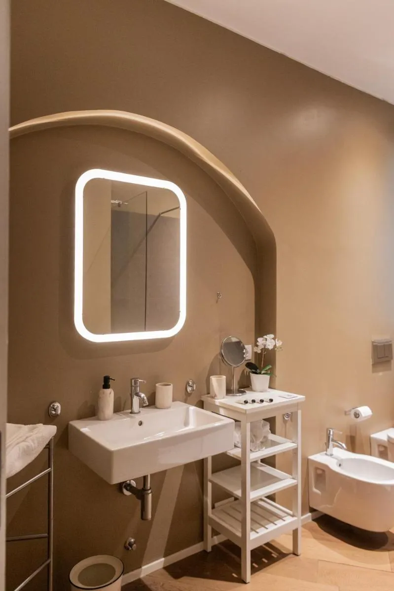 Image 3 of Suite Brera