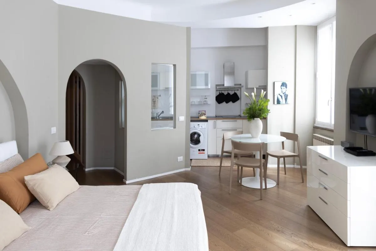 Image 2 of Suite Brera